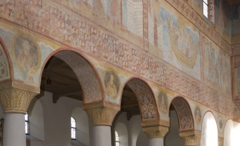 Freski zdobiące wnętrze kościoła św. Jerzego w Reichenau-Oberzell